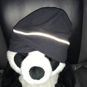 Lululemon Cross Chill Run Beanie in Black